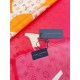 New models on   genuinely awesome   donkey home new [L gradient pattern 90] silk square scarf, convergence of Louis Vuitton elements Monogram LV letters, gradient color with silk fabrics gorgeous texture, and ready-to-we