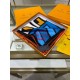 Silk new  counter synchronization   genuinely praise   donkey family [Parisian style 90] silk square scarf, LV 90 square scarf depicts the Parisian landscape outside the window, tells Louis Vuitton's travel mood. Letters