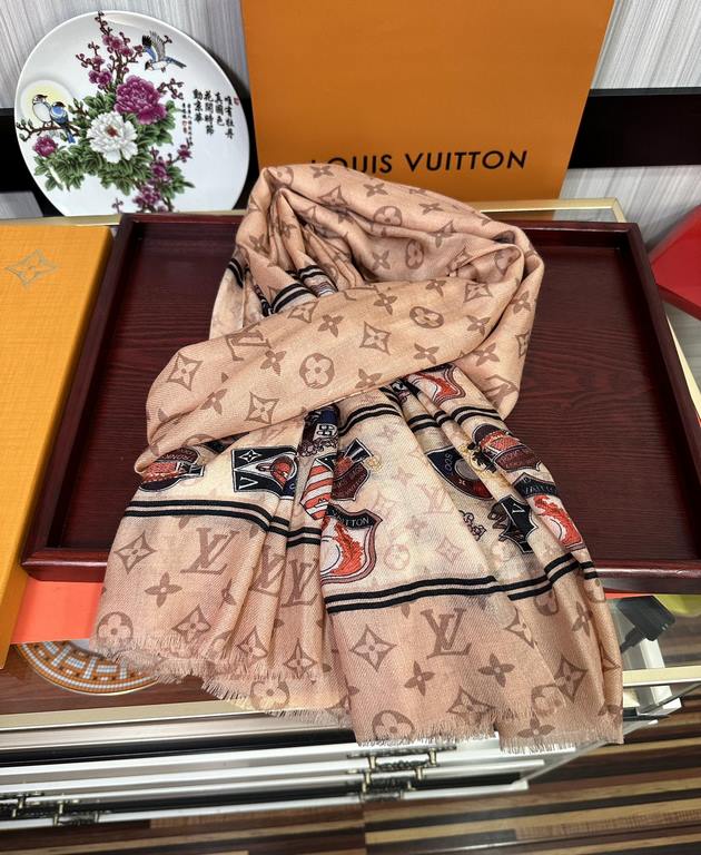 New Lv2024 The latest models   top design is so beautiful, truly awesome   [ring velvet long scarf]    physical genuinely beautiful   shawl with print      regardless of the design of the airbrush are very well in place 