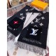 !!!LV new 10,000 heavyweight shawl!!!! The classic black and white cashmere shawl has a new feel and is really beautiful and textured! It has a very nice and cute name Teddy! The Teddy Reykjavik Scarf is a cashmere pashm