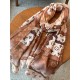 Lv's new chain   print with the classic Monogram pattern and many of Louis Vuitton's signature design elements give this new scarf an enduring fashionable appeal. This scarf will add a touch of sophistication to classic 