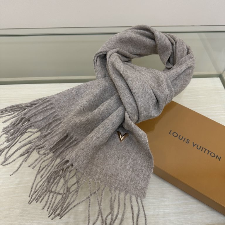 Exported to Spain  epic cutting-edge cashmere shawl The highest specification salute. Rage recommended  SVIP heavyweight must-have [Let her accompany you to walk warmly in the rivers and lakes  ]  Louis Vuitton extreme o