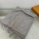 Exported to Spain  epic cutting-edge cashmere shawl The highest specification salute. Rage recommended  SVIP heavyweight must-have [Let her accompany you to walk warmly in the rivers and lakes  ]  Louis Vuitton extreme o