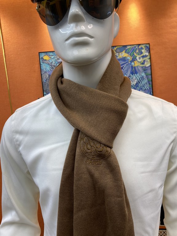 (Hermes) super in favor of very stable    our men's scarves and buy and cherish ~~ men's models are really very few, only a few models a year, are export orders so it is more difficult to meet. Men's things pay attention