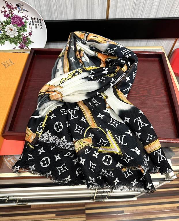 LV 2023 latest models   top design is too beautiful, genuinely awesome   [cashmere long scarf]    physical genuinely beautiful   shawl with prints      regardless of the design of the airbrush are very in place   details