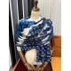 LV 2023 latest models   top design is too beautiful, genuinely awesome   [cashmere long scarf]    physical genuinely beautiful   shawl with prints      regardless of the design of the airbrush are very in place   details