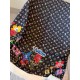 Elegant and noble Baby-like soft touch   synchronized counter [colorful appliqués] cashmere long scarf   clever use of the LV emblem pattern to create an eye-catching and bright look and feel, with a variety of color blo