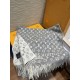 [  can be trusted with a high level of chic!!! Quality is super awesome, this price is truly super value to home! LV another fall and winter models scarf, old flower is LV's most fashionable design! The special thing abo