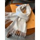 Price Rarely high-end men's models, family benefits  LV very positive men's scarf ~ fabric love, very soft and delicate comfortable  atmospheric simplicity, super good-looking men's God color scheme, any boy will like th