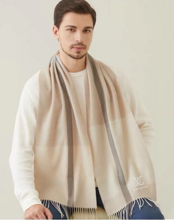 Price Rarely high-end men's models, family benefits  LV very positive men's scarf ~ fabric love, very soft and delicate comfortable  atmospheric simplicity, super good-looking men's God color scheme, any boy will like th