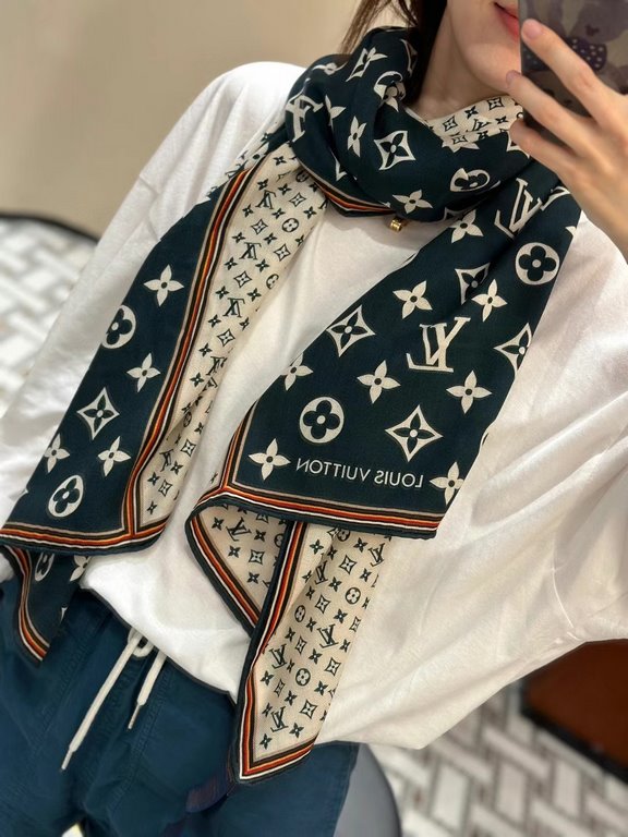 The king of value for money   New on  Specifications 65cm  180cm top herringbone pattern silk cashmere long scarf【Both sides of the same color】 High-end starting pointFashionable to bomb! Pure and simple LV accent! LV th