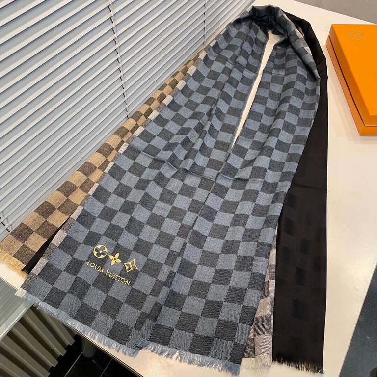 Explosive arrivals LV Checkerboard Classic Checkerboard Scarf for men and women   Soft and cozy cashmere brings the warmest and most intimate care this season   Top quality   Cashmere yarn weaves a beautiful and exquisit