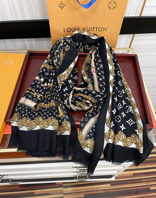 New LV home 2023 latest models   top design is too beautiful, truly awesome   [double-sided 300 support ring velvet long scarf]    physical genuinely beautiful   shawl with prints      regardless of the design of the air