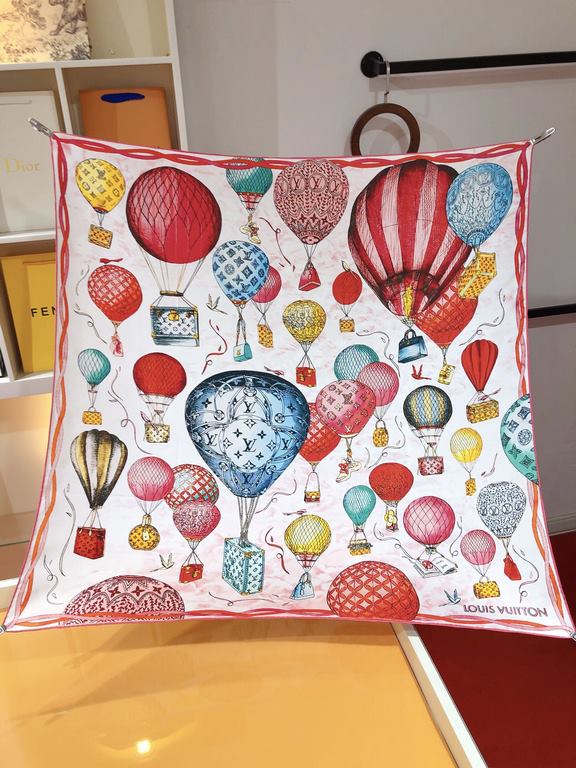 Price  SLV2330  Original Lv [Hot Air Balloon] 90cm Silk Square Scarf, newly added to the U Price   and Away collection, pays homage to Louis Vuitton's travel heritage. Silk-screening process engraved with rich details, d