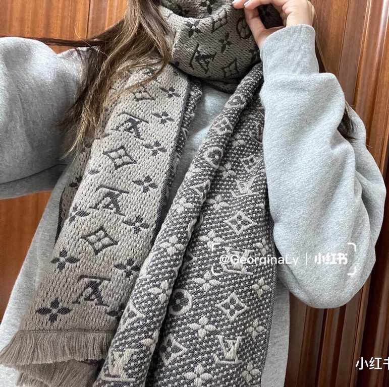 Super fancy very stable    our men's scarves and buy and cherish ~~ men's models are really rare, only a few models a year, are export orders so it is more difficult to meet. Men's things pay attention to less but fine, 