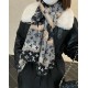 Will glow bright scarf 2023 spring new limited series popping to la LV original single authentic. Early fall staple models. Wear Le Tout Paris long scarf LV bags and the bottom of the logo rich details, more feminine cha