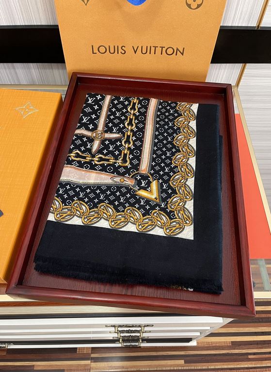 New LV home 2023 latest models   top design is too beautiful, truly awesome   [double-sided 300 support ring velvet long scarf]    physical genuinely beautiful   shawl with prints      regardless of the design of the air