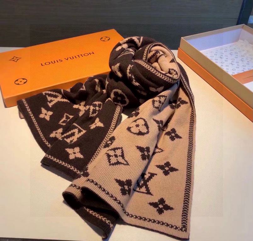 Price LV multi-functional knitted scarf, top high-end goods    stunningly beautiful versatile models   counter limited to oh   money are very difficult to order     top cashmere knitted scarf, the entire scarf all handma