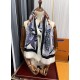 New LV 2023 latest models   top design is too beautiful, truly awesome   [double-sided ring velvet long scarf]    physical genuinely beautiful   shawl with prints      regardless of the design of the airbrush are very in