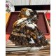 LV 2023 latest models   top design is too beautiful, genuinely awesome   [cashmere long scarf]    physical genuinely beautiful   shawl with prints      regardless of the design of the airbrush are very in place   details