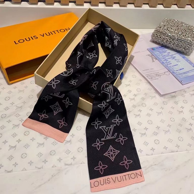 PP New, LV staple double silk hair ties . Mixed counter come   VIP recommended   real fashion items, pay tribute to the classic. Can be used as a scarf or hair tie, can also be tied in the bag handle. ~Ties. Bow tie. Var