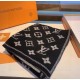 Price LV multi-functional knitted scarf, top high-end goods    stunningly beautiful versatile models   counter limited to oh   money are very difficult to order     top cashmere knitted scarf, the entire scarf all handma