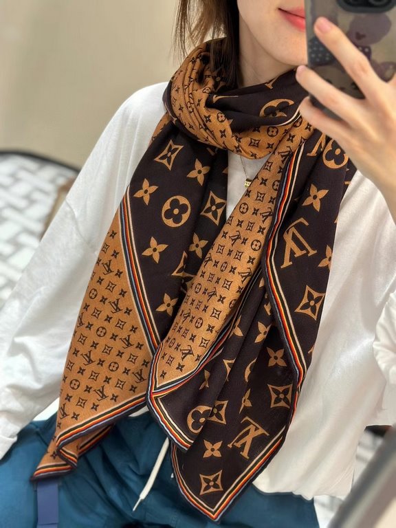 The king of value for money   New on  Specifications 65cm  180cm top herringbone pattern silk cashmere long scarf【Both sides of the same color】 High-end starting pointFashionable to bomb! Pure and simple LV accent! LV th