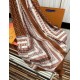 New LV home 2024 latest models   top design is too beautiful, truly awesome   [double-sided 300 support ring velvet long scarf]    physical genuinely beautiful   shawl with prints      regardless of the design of the air