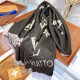 Louis Vuitton       High-end Rabbit Velvet Scarf Shawl The classic four-leaf clover motif with the soul of the brand LV motif The deep-rooted classic low-profile but releases the luxury and elegance Superb hand feel on t