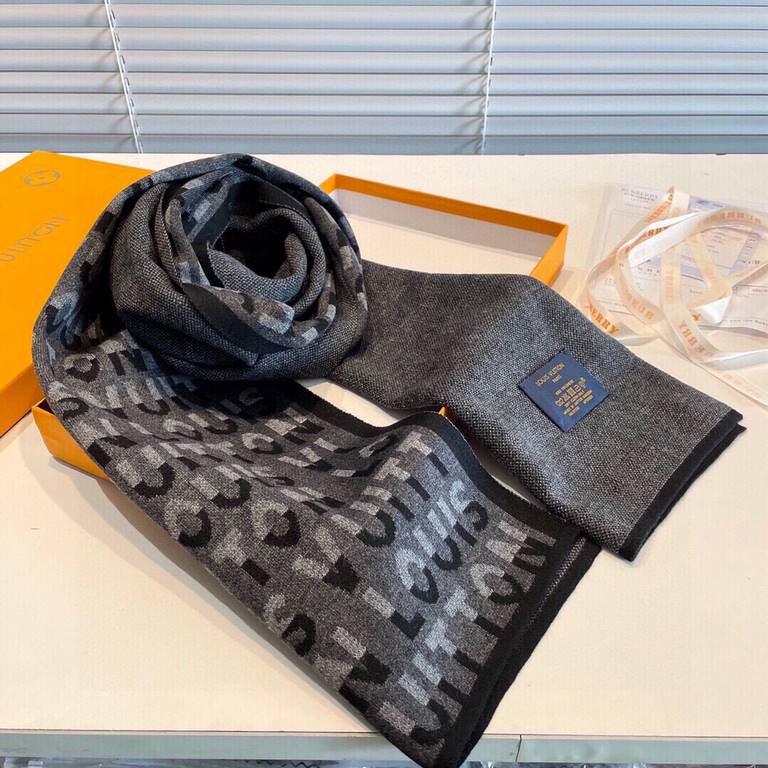 Price LV synchronized counter, high-end cashmere knitted scarf! Can be formal, can be casual, this knitting method is more difficult, and very costly yarn, double-sided color blocking! The process is very difficult! Defi