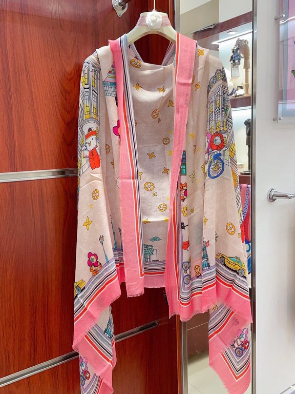 Price   new on   counter synchronization   LV new [Sunflower   long scarf] to attention gesture about the Louis Vuitton bloodline travel spirit and pattern fusion Monogram elements gathered in the center, is the love of 