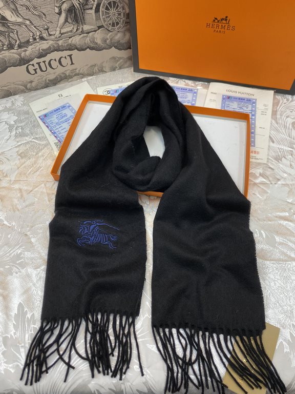 (Ba Baoli) super in the center of the very stable    our men's scarves and buy and cherish ~ ~ ~ men's models are really few and far between, only a few models a year, are export orders so it is more difficult to meet. M