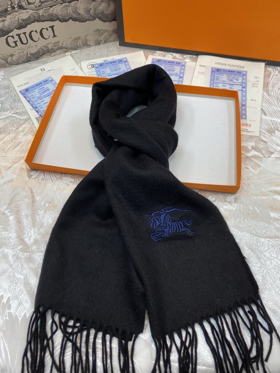 (Ba Baoli) super in the center of the very stable    our men's scarves and buy and cherish ~ ~ ~ men's models are really few and far between, only a few models a year, are export orders so it is more difficult to meet. M