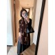 LV counter new, exquisite triangular needle lock edge Foreign counter special. Scarf shawl, luxury atmosphere small qualification   exquisite all the beautiful language used in it are not too much, the fashion mirror bad