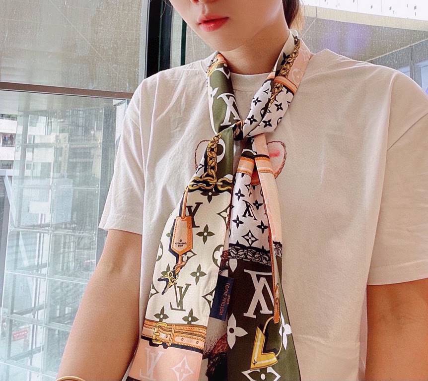 Super nice LV silk scarf! Double layered silk!Multi-purpose, tie it around your bag, use it as a hair tie or a small scarf, all very chic  !It also looks great with a simple bottom or a shirt around your neck!  100% silk