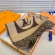 LV has a commemorative significance of a scarf, practical and trendy, the deformation of the design of the art sense full of points, the process eliminates the product font is not clear, the original version of the origi