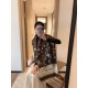 Original single authentic , LV counter new, foreign counter special. Scarf shawl, luxury atmosphere small qualifications   exquisite all the beautiful language used in it is not too much, the fashion mirror badge skillfu