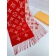 that   Simple letter combination2022 Counter New WoolSimply L's scarf amplifies the classic Monogram pattern across the entire width, illustrating the design heritage while brightening up the focus of everyday wear, with