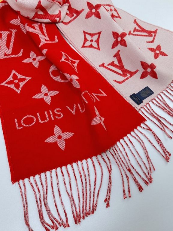 that   Simple letter combination2022 Counter New WoolSimply L's scarf amplifies the classic Monogram pattern across the entire width, illustrating the design heritage while brightening up the focus of everyday wear, with