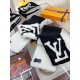 This scarf versatile new, put out the amount is not big like to seize the opportunity, double-sided available Overall more sophisticated, scarf double-sided a black and white double-sided super versatile 115  20cm. lambs