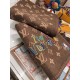 LV × NBA Letters blanket M 』 LV new limited edition NBA co-branded  destined to fire again ah! Blankets and cushions are really super recommended! Buy absolutely feel super value!!! The best channel!!! The Louis Vuitton 