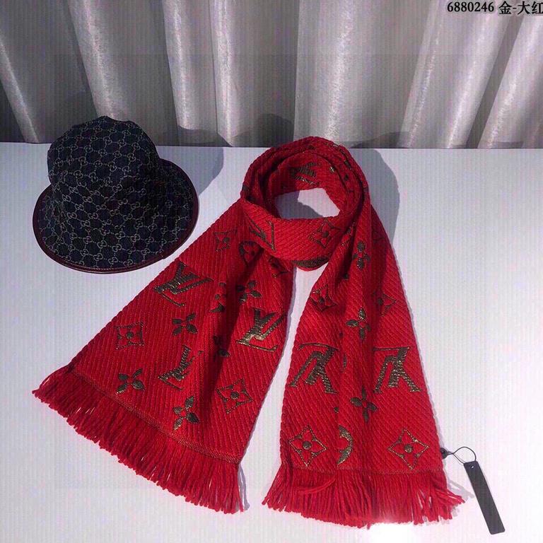 (Gold) LV top quality   physical shooting   LV Tang Yan same pop-up scarf   luxury atmosphere small qualification tone exquisite all the beautiful language used in it is not too much   the use of wool and silk double-lay