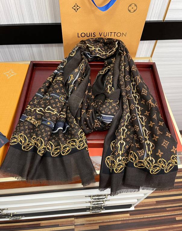 Price on the new LV home 2023 latest models   top design is too beautiful, truly awesome   [double-sided 300 support ring velvet long scarf]    physical genuinely beautiful   shawl with prints      regardless of the desi