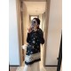 Original single authentic , LV counter new, foreign counter special. Scarf shawl, luxury atmosphere small qualifications   exquisite all the beautiful language used in it is not too much, the fashion mirror badge skillfu