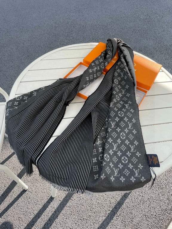 LV Louis Vuitton extreme hard goods   quality excellent excellent [tears] can pk counter of the most extreme quality   classic large Monogram is a personal have seen but you may not have seen the highest   woman's closet