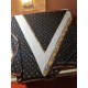 SLV2322  Original Lv [MONOGRAM SNAKE IT] 90cm Silk Square Scarf, SpringSummer collection presents the Monogram Snake It silk square scarf, reinterpretation of the classic elements with the power of creativity.The Monogra