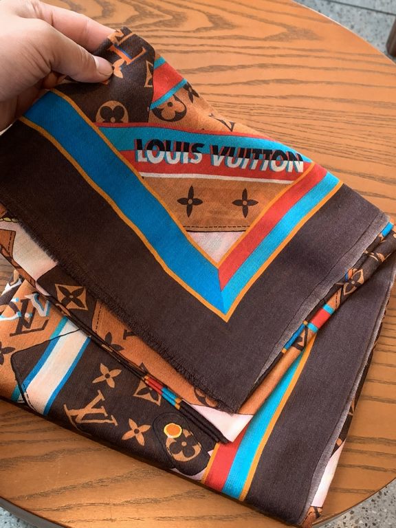 Cashmere long scarf  counter synchronization truly praise   donkey family [money clip pattern long scarf], Personally LV long scarf with Louis Vuitton money clip pattern depicting interlocking textures, which is embellis