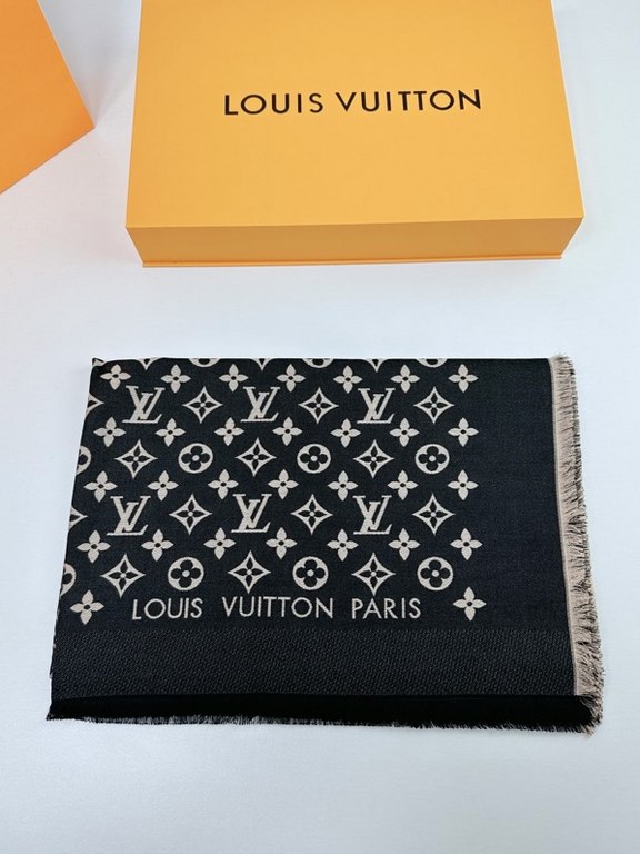 LVVersatile fashion and full of high-end breath ~ LV counter new. Daily any occasion, daily anyone, any temperament, any body around the beautiful, unbeatable value! Fashion contains a light intellectual, light elegance,