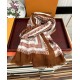 Price on the new LV home 2023 latest models   top design is too beautiful, truly awesome   [double-sided 300 support ring velvet long scarf]    physical genuinely beautiful   shawl with prints      regardless of the desi