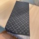 Price   [Louis Vuitton - double-sided gradient pattern] gradient jacquard classic design perfect, hidden lv logo, size is not too big and not too small especially good with the quality of super good high-end quality, hig